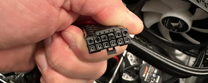 12VHPWRコネクタ溶損
