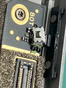 Surface電源スイッチ破損